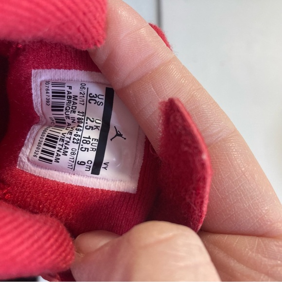 NIKE AIR JORDAN 11 RETRO INFANT “WIN LIKE 96'' SIZE 3C Bootie (378049-623) - Picture 5 of 6